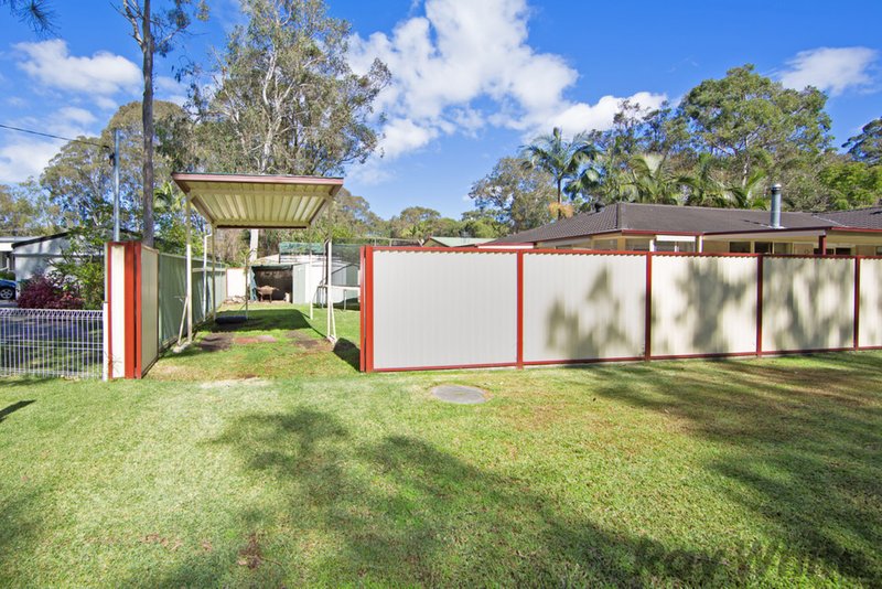 Photo - 20 Lakeshore Avenue, Chain Valley Bay NSW 2259 - Image 3