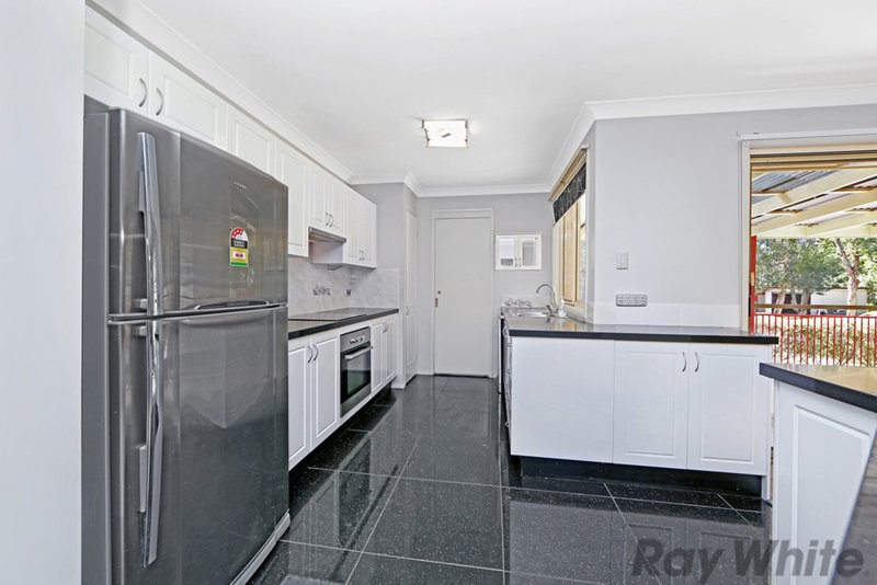 Photo - 20 Lakeshore Avenue, Chain Valley Bay NSW 2259 - Image 6