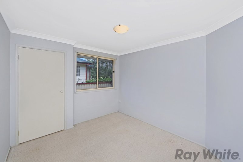 Photo - 20 Lakeshore Avenue, Chain Valley Bay NSW 2259 - Image 9