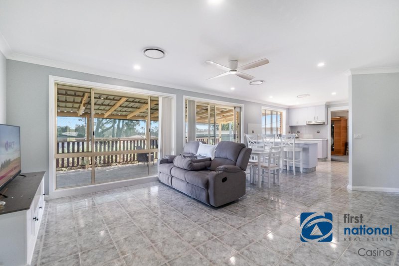 Photo - 20 Lakeside Drive, Casino NSW 2470 - Image 2