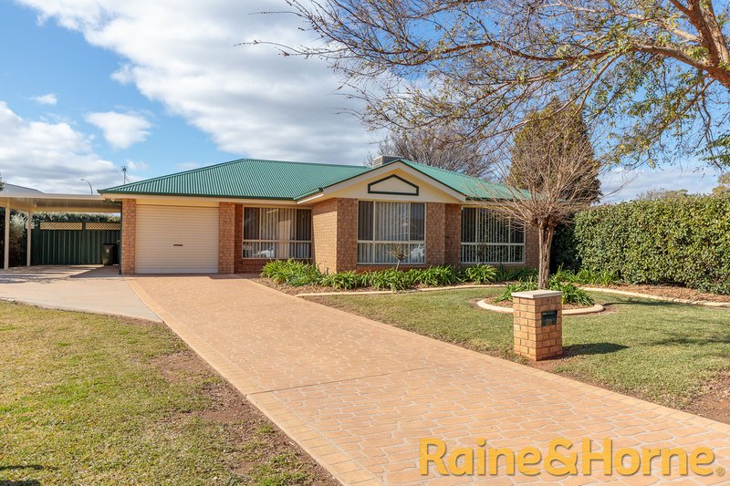 20 Lancaster Park Place, Dubbo NSW 2830