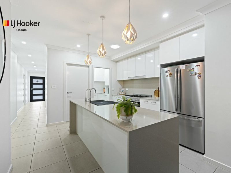 Photo - 20 Landaise Road, Austral NSW 2179 - Image 3