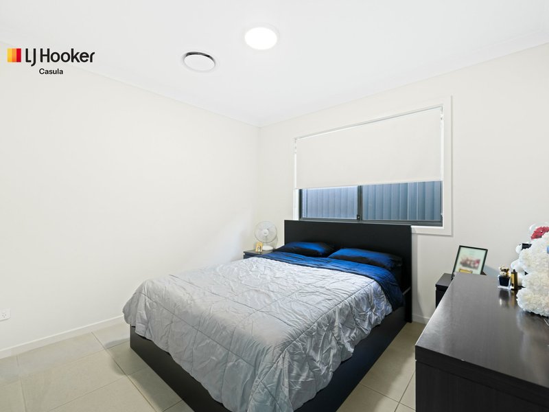 Photo - 20 Landaise Road, Austral NSW 2179 - Image 6