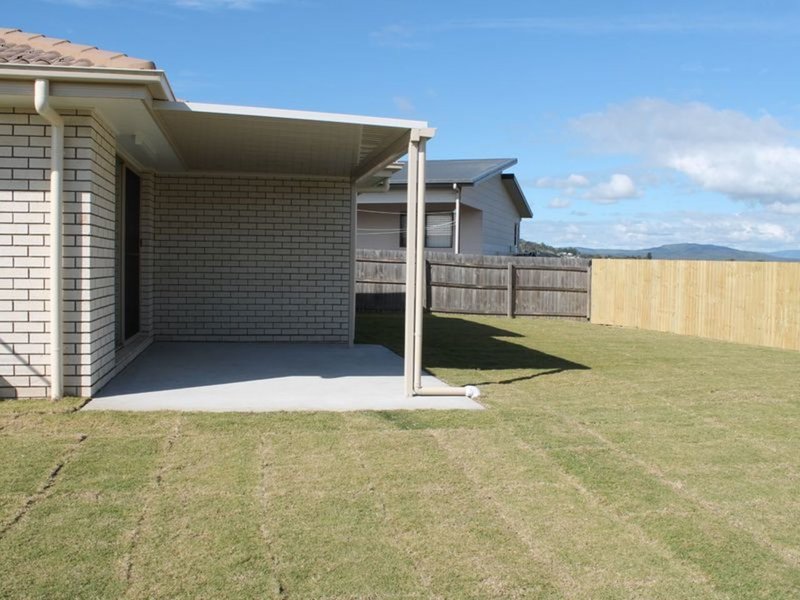 Photo - 20 Lawson Crescent, Laidley North QLD 4341 - Image 17