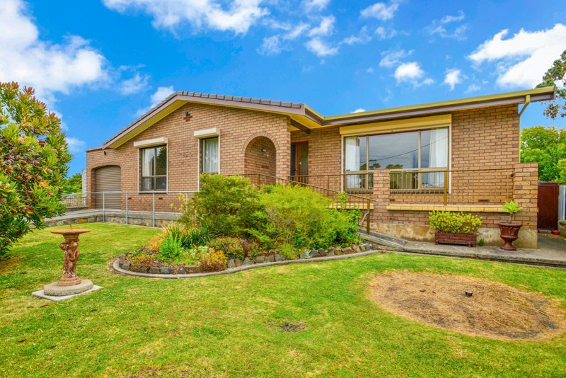 Photo - 20 Lawson Street, Victor Harbor SA 5211 - Image