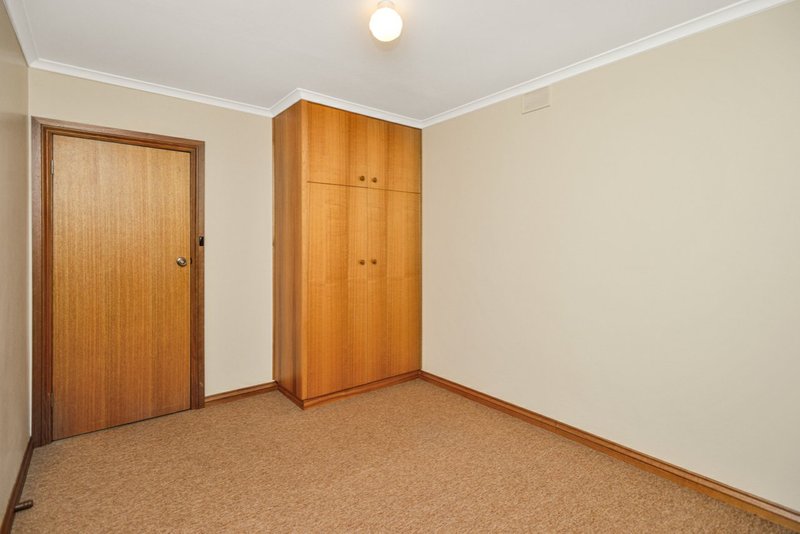 Photo - 20 Lawson Street, Victor Harbor SA 5211 - Image 14