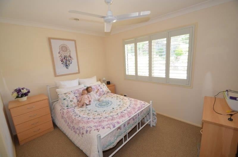 Photo - 20 Laysan Crescent, Oxenford QLD 4210 - Image 9