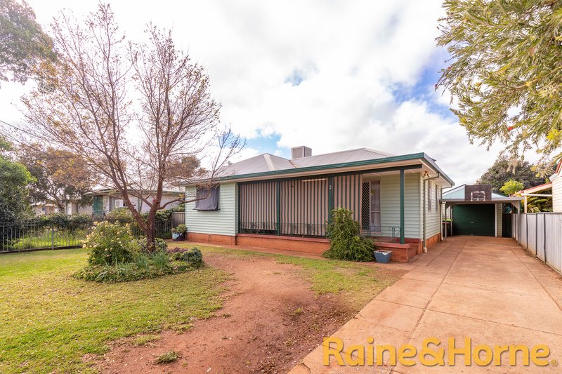 20 Leavers Street, Dubbo NSW 2830