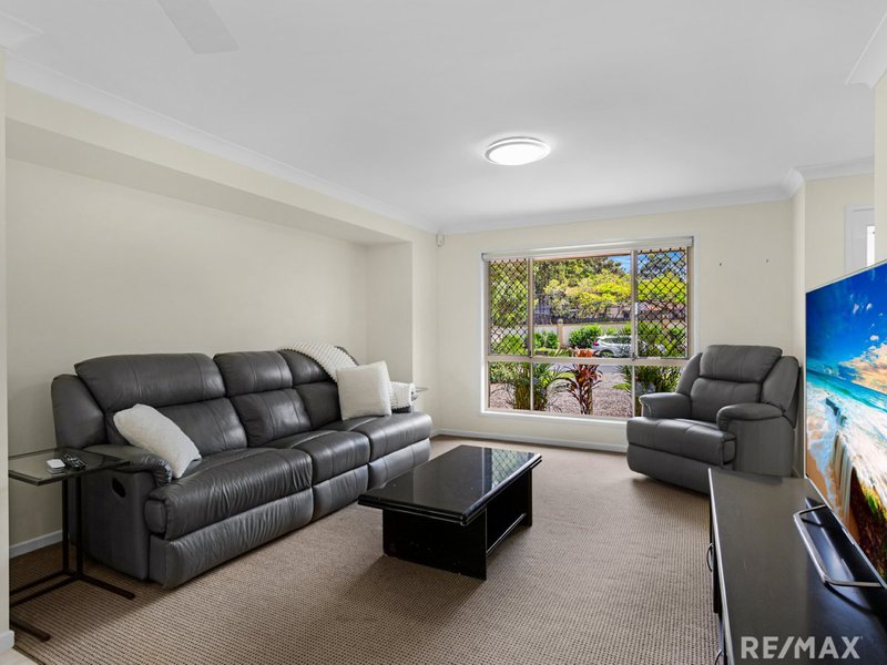 Photo - 20 Leviathan Drive, Mudgeeraba QLD 4213 - Image 2