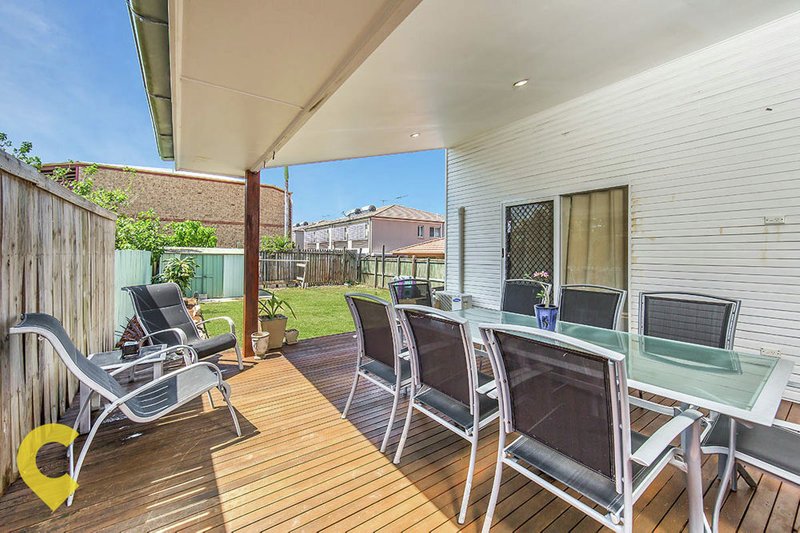 Photo - 20 Livermore Street, Redcliffe QLD 4020 - Image 14