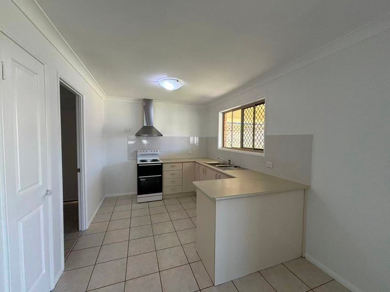 Photo - 20 Liverpool Street, Eight Mile Plains QLD 4113 - Image 4