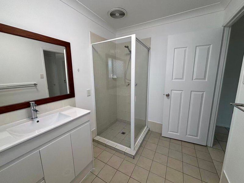 Photo - 20 Liverpool Street, Eight Mile Plains QLD 4113 - Image 10