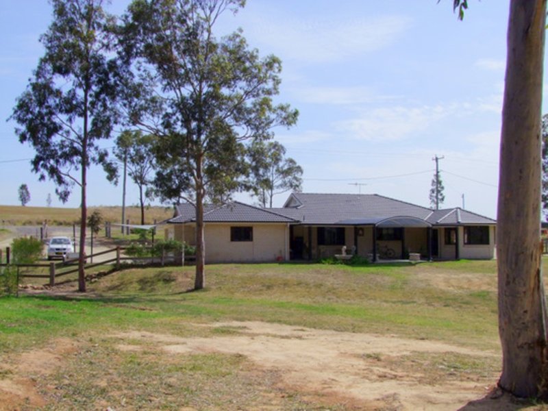 Photo - 20 Llanrian Drive, Singleton NSW 2330 - Image 15