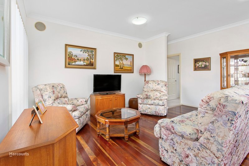 Photo - 20 Longley Grove, Kanahooka NSW 2530 - Image 5