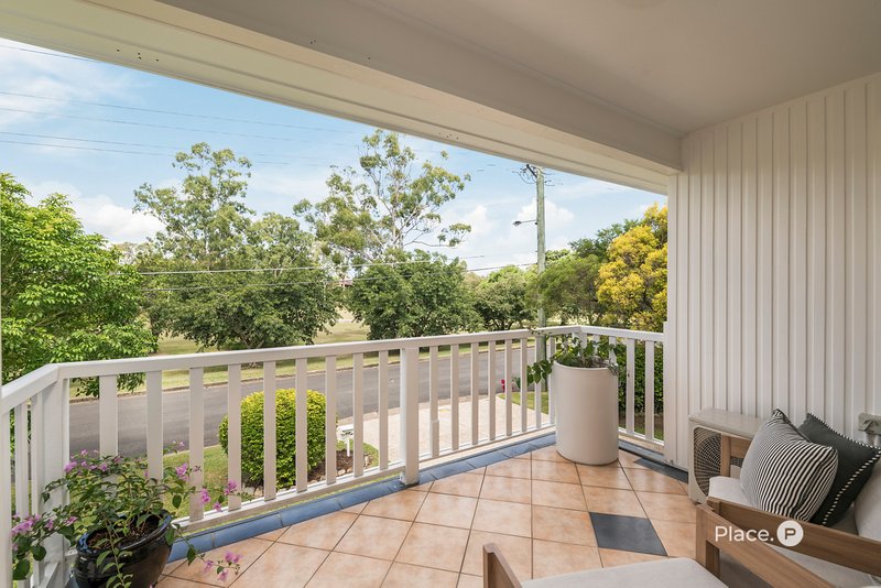 Photo - 20 Lorna Street, Graceville QLD 4075 - Image 10