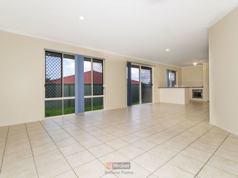 Photo - 20 Lorraine Street, Crestmead QLD 4132 - Image 4