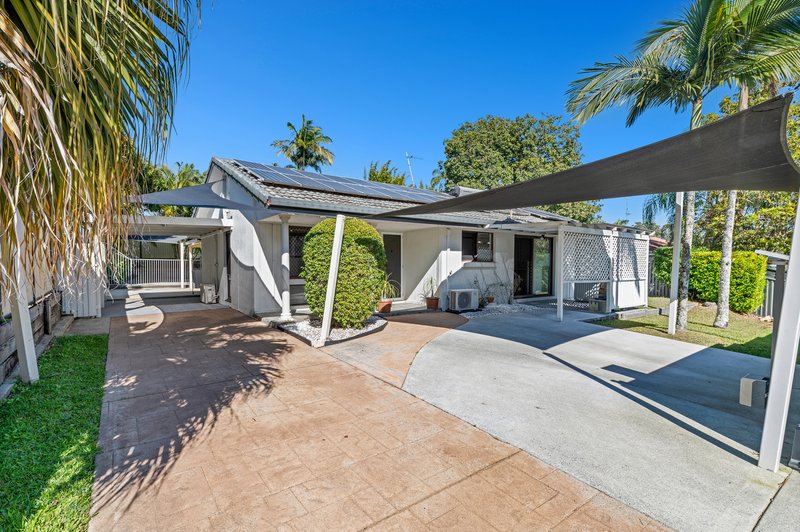 Photo - 20 Lowanna Drive, Ashmore QLD 4214 - Image 5