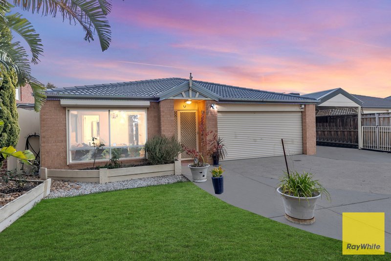 Photo - 20 Lynbridge Crescent, Tarneit VIC 3029 - Image 2