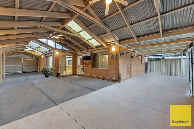 Photo - 20 Lynbridge Crescent, Tarneit VIC 3029 - Image 14