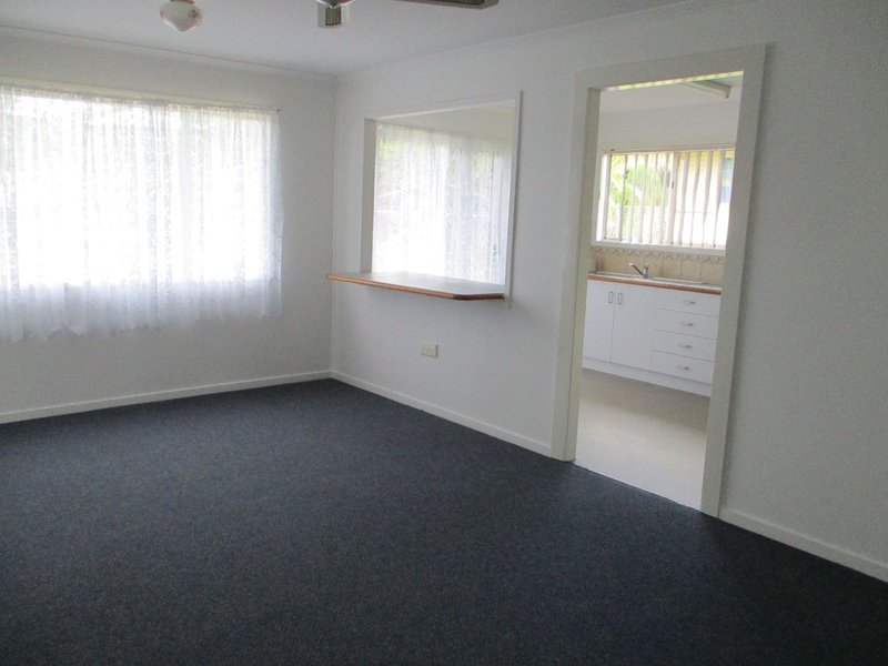 Photo - 20 Lyons Street, South Gladstone QLD 4680 - Image 6