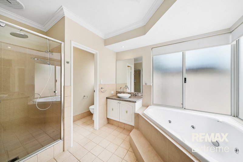 Photo - 20 Lyssos Way, Tapping WA 6065 - Image 18