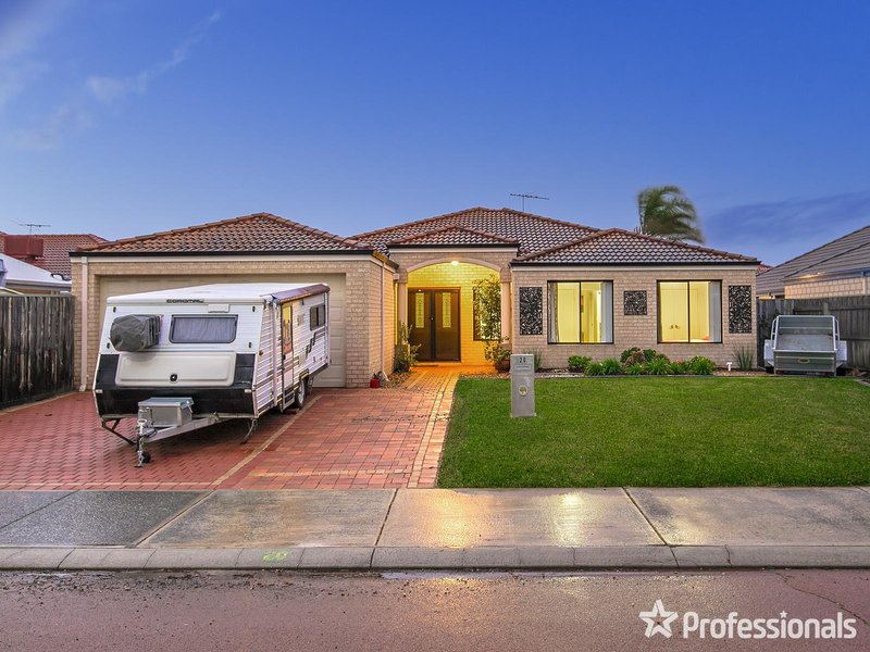 20 Lyttleton Street, Rockingham WA 6168