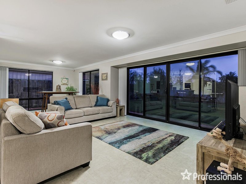 Photo - 20 Lyttleton Street, Rockingham WA 6168 - Image 5