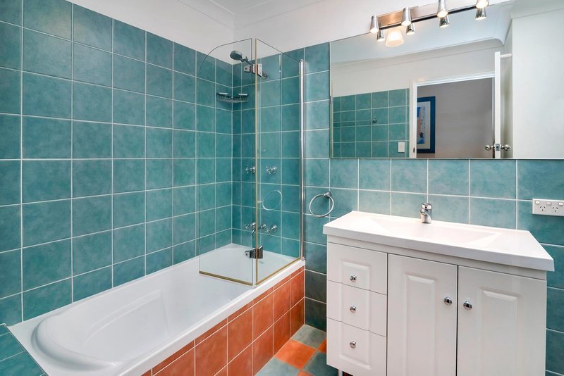 Photo - 20 Mabel Avenue, Southport QLD 4215 - Image 7