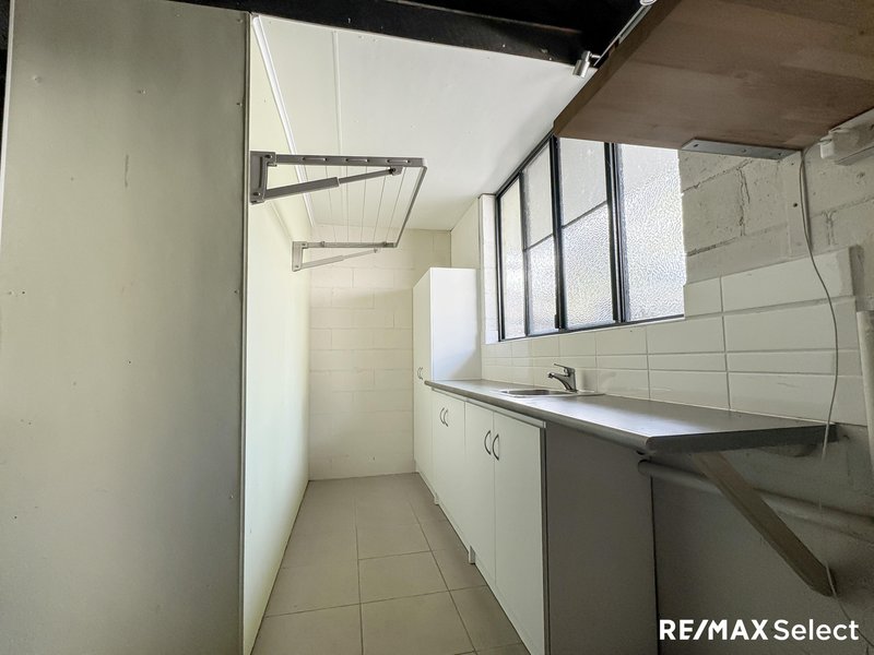 Photo - 20 Mackenzie Street, Eimeo QLD 4740 - Image 6