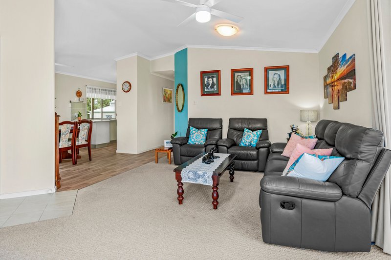 Photo - 20 Mahogany Drive, Gloucester NSW 2422 - Image 9