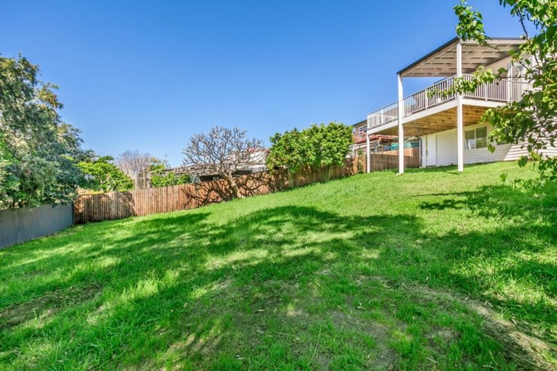 Photo - 20 Mailer Avenue, Wollongong NSW 2500 - Image 6