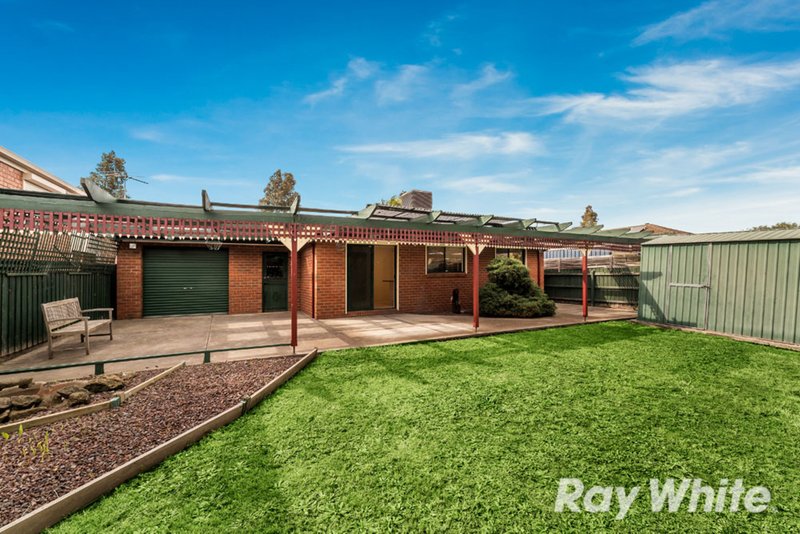 Photo - 20 Manning Clark Road, Mill Park VIC 3082 - Image 8