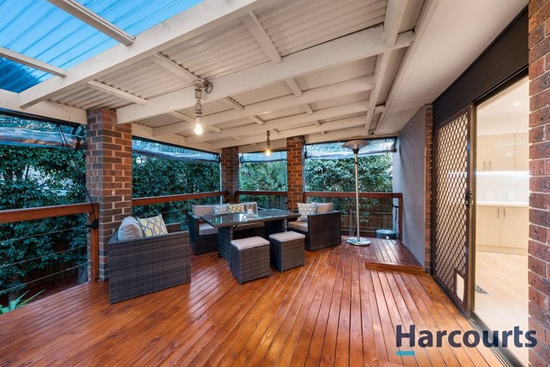 Photo - 20 Mannix Square, Wantirna VIC 3152 - Image 9