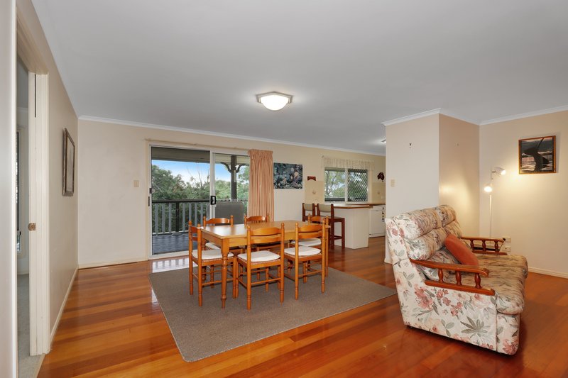 Photo - 20 Mant Street, Point Vernon QLD 4655 - Image 5