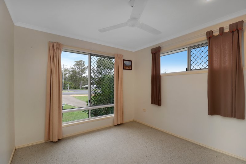 Photo - 20 Mant Street, Point Vernon QLD 4655 - Image 10