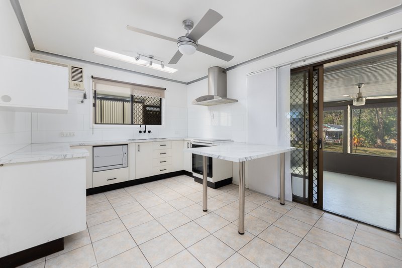 Photo - 20 Marlene Street, Bellmere QLD 4510 - Image 10