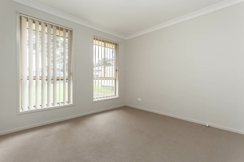 Photo - 20 Marsanne Close, Cessnock NSW 2325 - Image 3