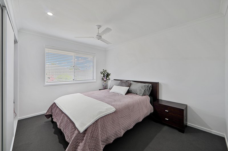 Photo - 20 Mary Fox Street, Innes Park QLD 4670 - Image 14