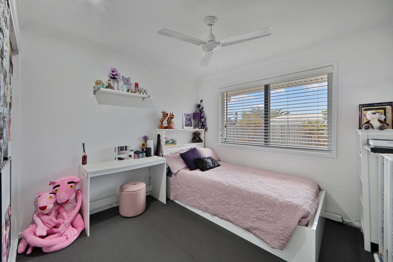 Photo - 20 Mary Fox Street, Innes Park QLD 4670 - Image 15