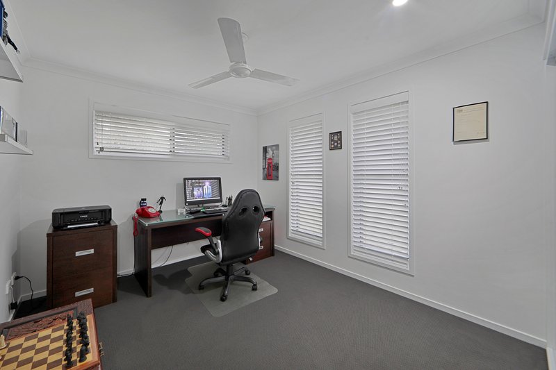 Photo - 20 Mary Fox Street, Innes Park QLD 4670 - Image 16