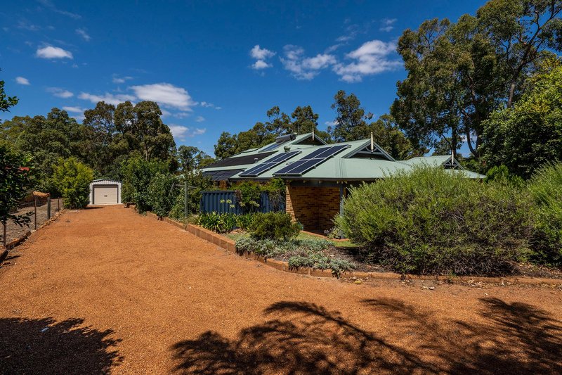 20 Massey Turn, Mundaring WA 6073