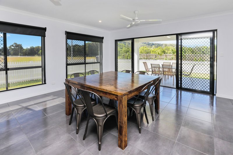 Photo - 20 Master Circuit, Trinity Beach QLD 4879 - Image 6