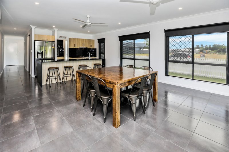 Photo - 20 Master Circuit, Trinity Beach QLD 4879 - Image 7