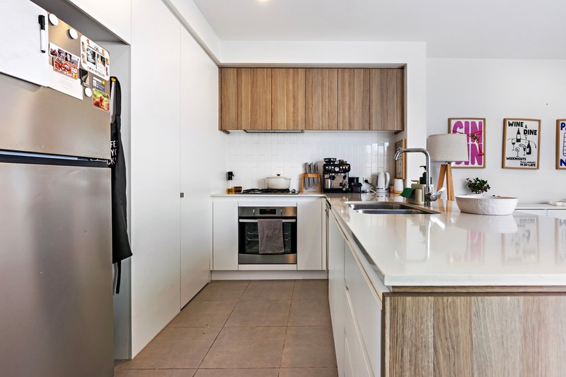Photo - 20 Mcconnell Esplanade, Strathpine QLD 4500 - Image 4