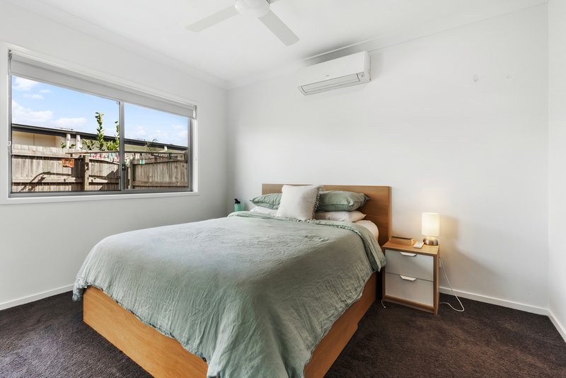 Photo - 20 Mcconnell Esplanade, Strathpine QLD 4500 - Image 7