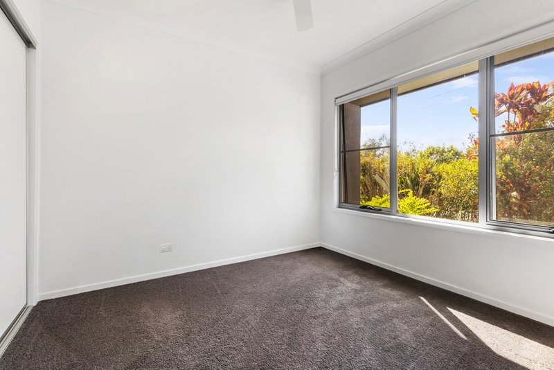 Photo - 20 Mcconnell Esplanade, Strathpine QLD 4500 - Image 8