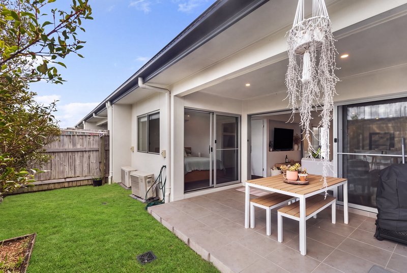 Photo - 20 Mcconnell Esplanade, Strathpine QLD 4500 - Image 13