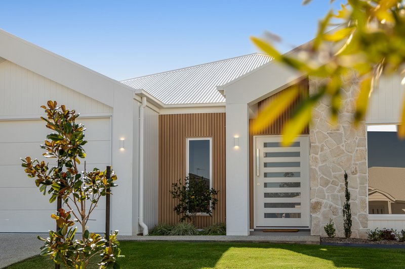 Photo - 20 Mcewan Crescent, Kearneys Spring QLD 4350 - Image 6