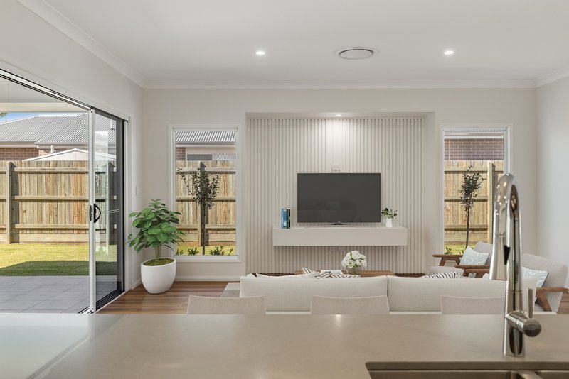 Photo - 20 Mcewan Crescent, Kearneys Spring QLD 4350 - Image 8