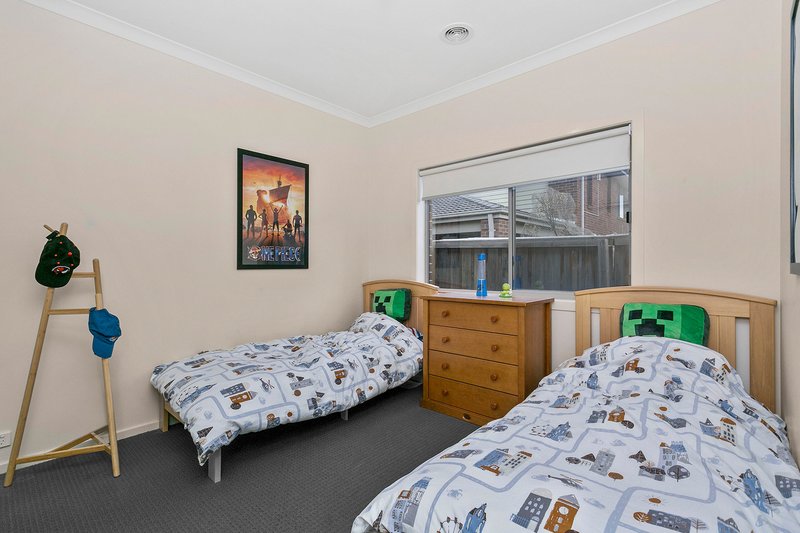 Photo - 20 Mckeown Avenue, Williams Landing VIC 3027 - Image 8